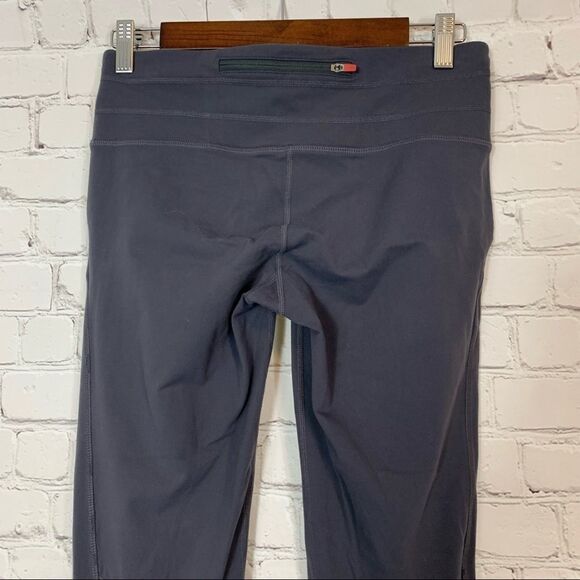 Athleta Cropped Yoga Leggings Size Small Athletic Run Pants Stealth Gray - Picture 5 of 9